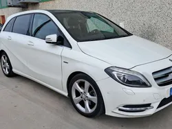 Bianco Usata 2012 Mercedes B180 Premium Monovolume | 10.000 € (Molto cara)