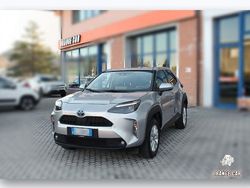 Grigio Usata 2022 Toyota Yaris Cross Business Edition SUV | 21.800 € (Buon prezzo)