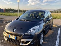 Usata 2011 Renault Scénic Dynamique Monovolume | 4800 € (Buon prezzo)