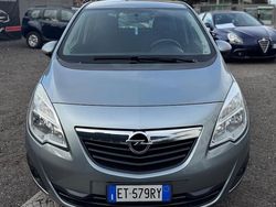 Argento Usata 2015 Opel Meriva Cosmo Monovolume | 4599 € (Buon prezzo)