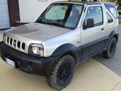 Grigio Usata 2005 Suzuki Jimny SUV | 13.500 € (Molto cara)