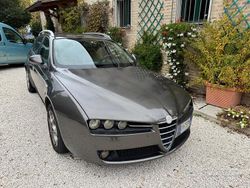Grigio Usata 2007 Alfa Romeo 159 Station wagon | 3900 € (Cara)