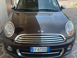 Marrone Usata 2011 Mini Cooper D Due volumi | 4000 €