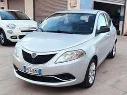 Grigio Usata 2016 Lancia Ypsilon Platinum Due volumi | 6950 € (Buon prezzo)