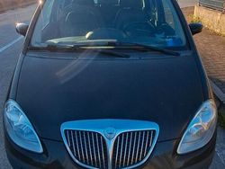 Marrone Usata 2005 Lancia Musa Monovolume | 2900 € (Cara)