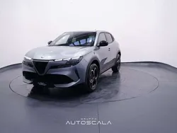 Grigio arese Nuova 2024 Alfa Romeo Junior Edizione Speciale SUV | 28.990 € (Buon prezzo)