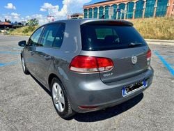 Grigio Usata 2011 VW Golf VI Tre volumi | 4000 € (Buon prezzo)