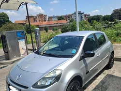 Usata 2010 Renault Clio III Station wagon | 2600 € (Buon prezzo)