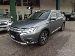 Grigio Usata 2016 Mitsubishi Outlander Instyle SUV | 12.990 € (Buon prezzo)