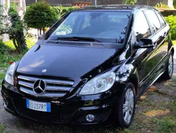 Nero Usata 2010 Mercedes B180 Executive Monovolume | 3500 € (Buon prezzo)