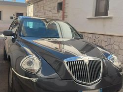 Grigio Usata 2003 Lancia Thesis Tre volumi | 1900 € (Ottimo prezzo)
