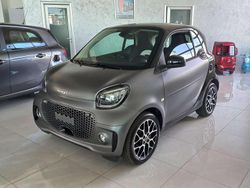 Graphite gray matt (opaco) Usata 2024 Smart ForTwo Coupé Prime Due volumi | 16.000 € (Buon prezzo)