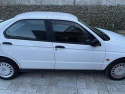 Bianco Usata 1997 Alfa Romeo 146 Due volumi | 1500 € (Buon prezzo)