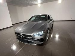 Grigia Usata 2024 Mercedes 180 Luxury Tre volumi | 31.990 € (Buon prezzo)