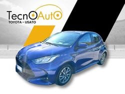 Dark blue met Usata 2020 Toyota Yaris Hybrid Trend Tre volumi | 13.000 € (Ottimo prezzo)