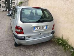 Grigio Usata 2001 Renault Scénic Monovolume | 1200 € (Ottimo prezzo)