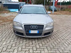 Usata 2006 Audi A8 Tre volumi | 4950 €
