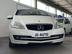Bianco Usata 2011 Mercedes A150 Avantgarde Monovolume | 3750 € (Buon prezzo)