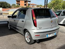 Usata 2004 Fiat Punto Dynamic Due volumi | 3800 € (Molto cara)