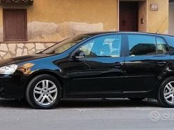 Nero Usata 2010 VW Golf VI Tre volumi | 3800 € (Ottimo prezzo)