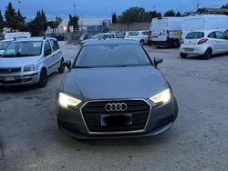 Grigio Usata 2019 Audi A3 Sportback Due volumi | 17.000 €
