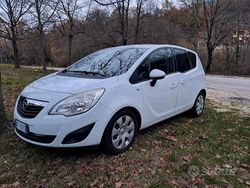 Bianco Usata 2010 Opel Meriva Monovolume | 4500 € (Buon prezzo)