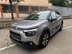 Grigio metallizzato Usata 2024 Citroën C3 PureTech Due volumi | 14.500 € (Buon prezzo)