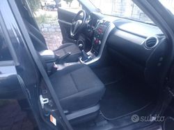 Usata 2011 Suzuki Vitara SUV | 9300 € (Molto cara)