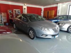 Grigio Usata 2010 Lancia Delta Due volumi | 2900 € (Buon prezzo)