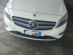 Usata 2013 Mercedes A200 Premium Tre volumi | 7500 € (Super prezzo)