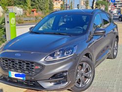 Grigio Usata 2024 Ford Kuga SUV | 28.000 € (Buon prezzo)