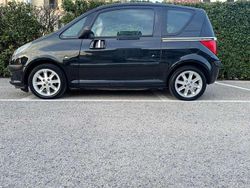Nero Usata 2008 Peugeot 1007 Monovolume | 3200 € (Buon prezzo)