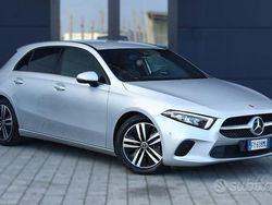 Grigio Usata 2020 Mercedes A180 Tre volumi | 22.490 € (Buon prezzo)