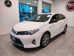 Bianco Usata 2015 Toyota Auris Touring Sports Lounge Station wagon | 10.500 € (Ottimo prezzo)