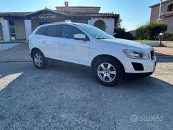 Bianco Usata 2011 Volvo XC60 Momentum SUV | 9999 € (Buon prezzo)