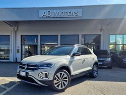 Grigio Nuova 2025 VW T-Roc Style SUV | 31.900 € (Buon prezzo)