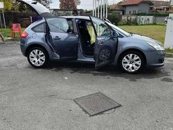Usata 2006 Citroën C4 Tre volumi | 1500 € (Buon prezzo)