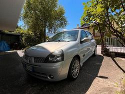 Grigio Usata 2003 Renault Clio II Due volumi | 900 € (Ottimo prezzo)