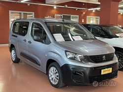 Grigio Usata 2021 Peugeot Partner Monovolume | 15.800 € (Molto cara)
