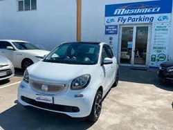 Bianco Usata 2015 Smart ForFour Prime Tre volumi | 7500 € (Buon prezzo)