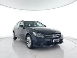 Blu Usata 2021 Mercedes 180 Executive Tre volumi | 23.490 € (Buon prezzo)