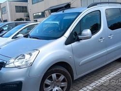 Grigio Usata 2017 Peugeot Partner Tepee Monovolume | 6500 € (Ottimo prezzo)