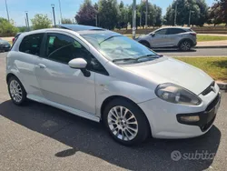 Grigio Usata 2010 Fiat Punto Evo Sport Due volumi | 3500 € (Ottimo prezzo)