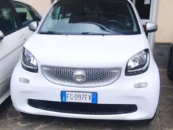 Bianco Usata 2016 Smart ForTwo Coupé Prime Due volumi | 9600 € (Buon prezzo)