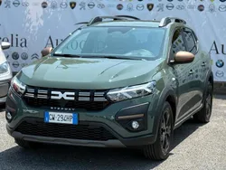 Verde Usata 2024 Dacia Sandero Extreme Due volumi | 16.900 € (Buon prezzo)