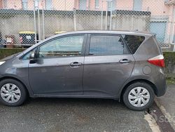 Grigio Usata 2012 Toyota Verso-S Monovolume | 6000 €