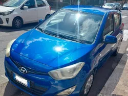 Usata 2013 Hyundai i20 Due volumi | 3000 € (Buon prezzo)
