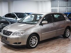 Other Usata 2004 Toyota Corolla Tre volumi | 8999 €