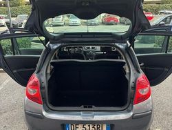 Usata 2007 Renault Clio II Due volumi | 2400 € (Buon prezzo)