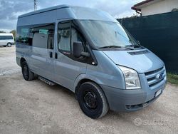 Usata 2008 Ford Transit Tre volumi | 8500 €